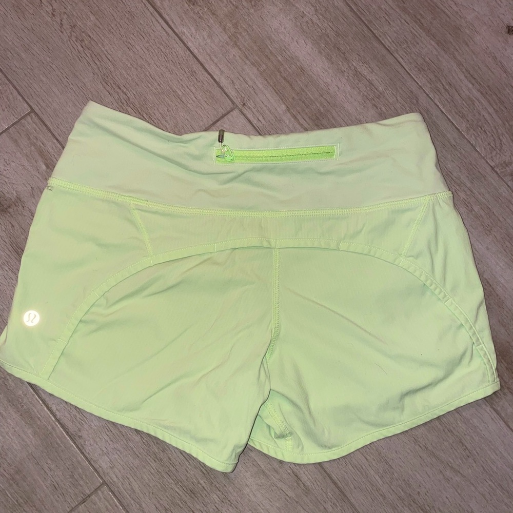 RARE GREEN LULULEMON SPEED UPS